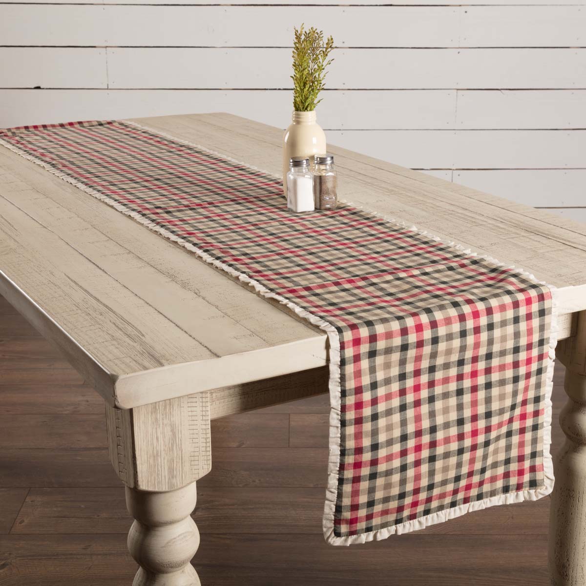 Hollis Ivory 13x72 Table Runner & 6 pc 12x18 Placemat Set