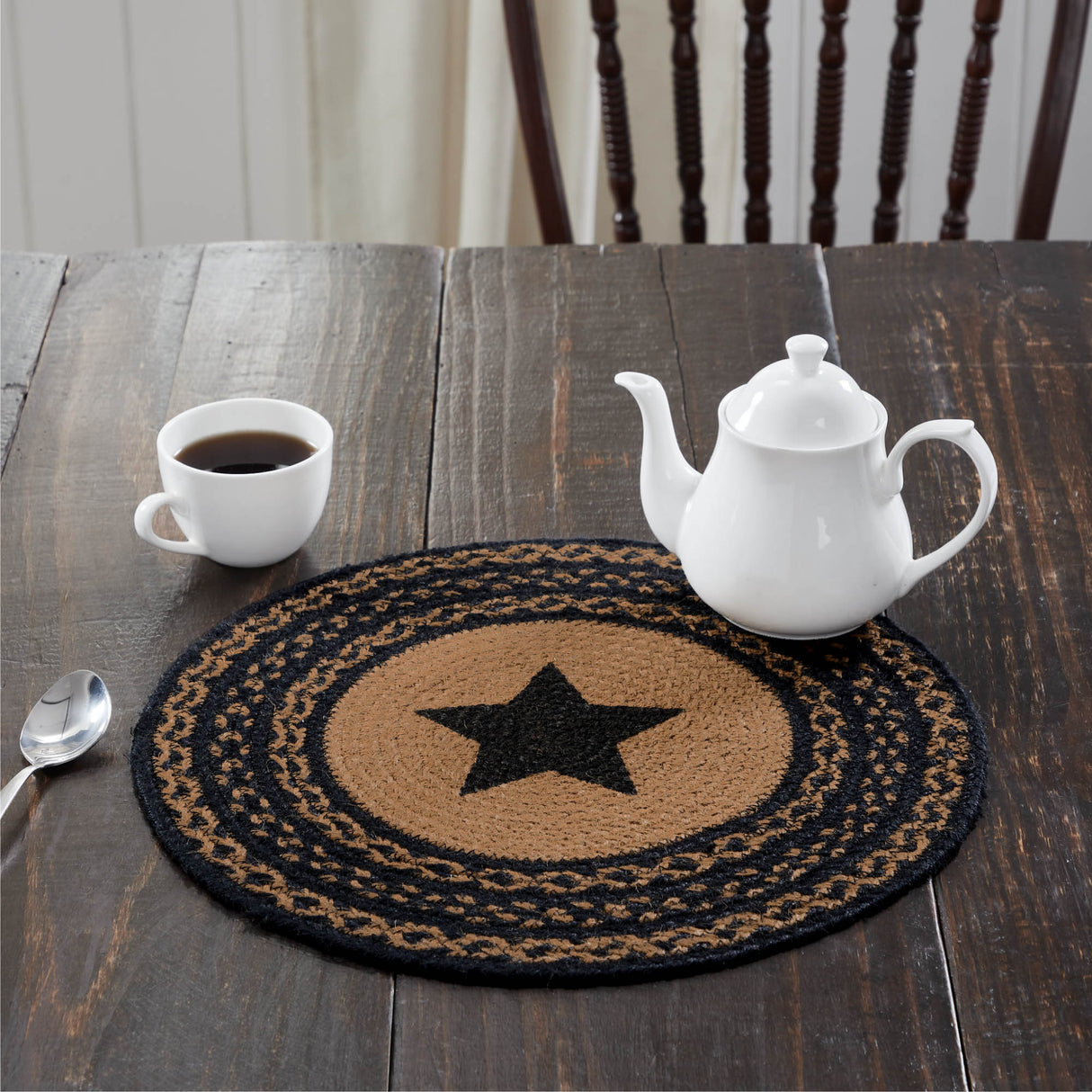 Farmhouse Star, Braided Jute Mat Trivet Placemat, Round, Black Tan, 15 inch, Set of 3