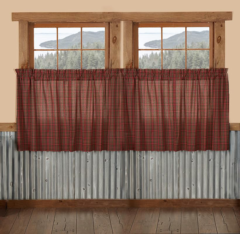 Tartan Red Plaid Tier Set of 4 L36xW36