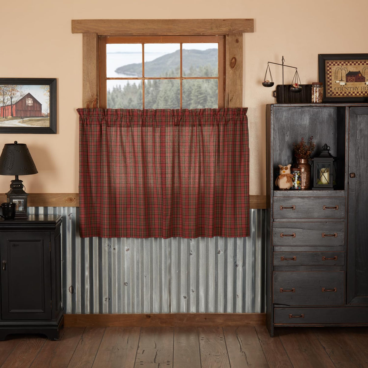 Tartan Red Plaid Tier Set of 4 L36xW36