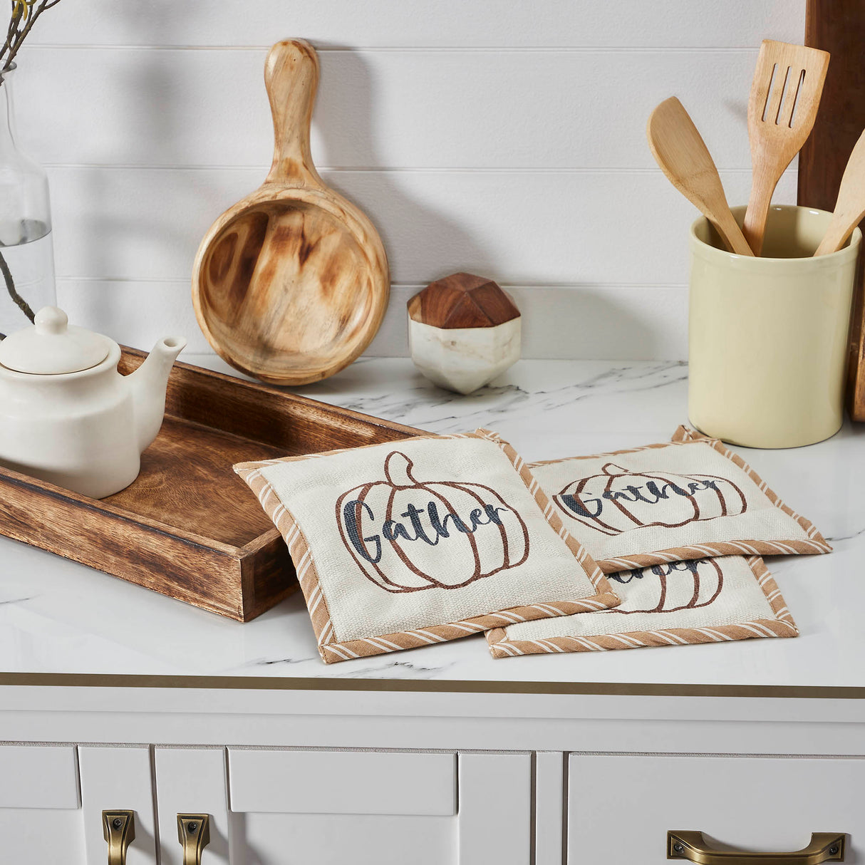 Bountifall Pumpkin Gather Trivet Set of 3 8x8