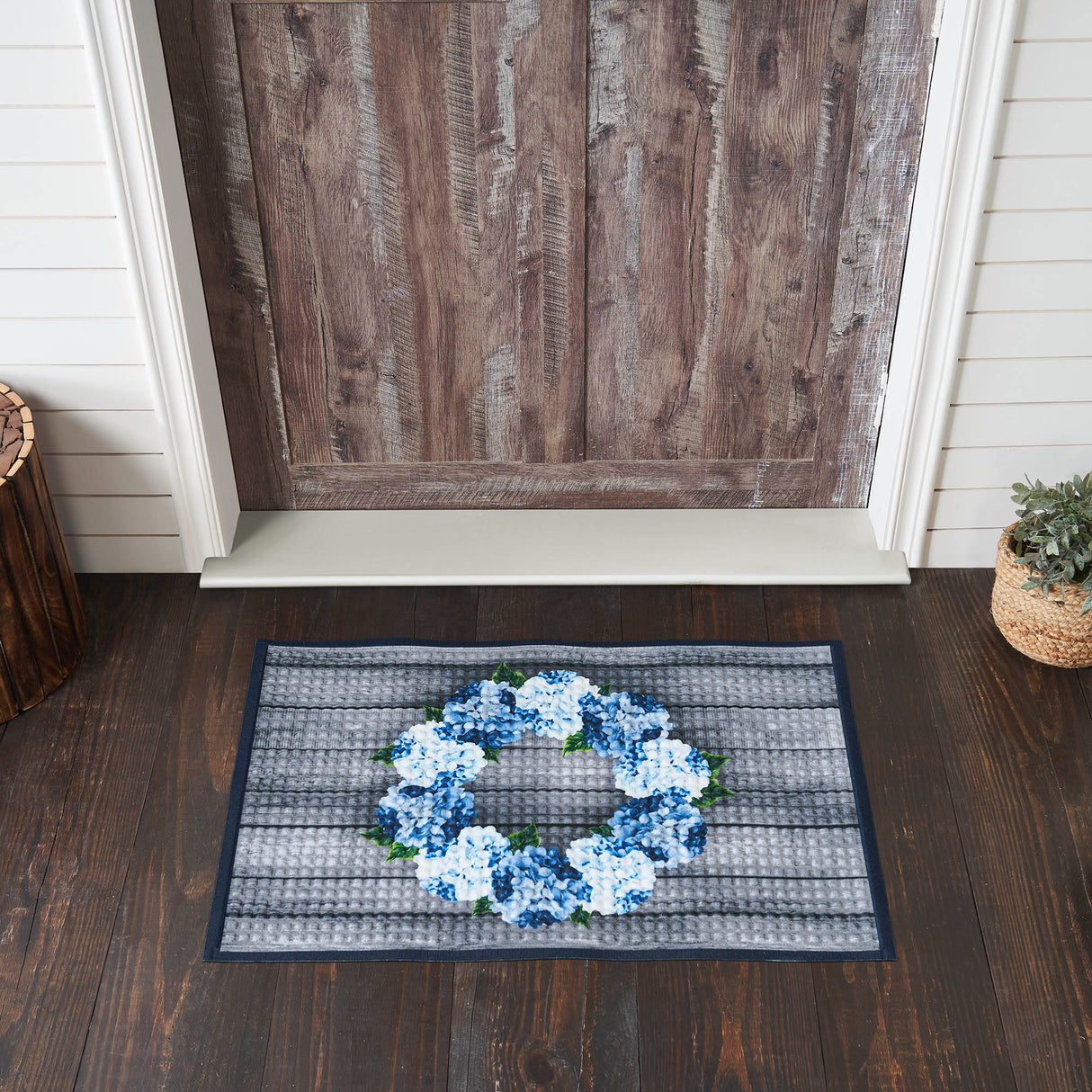 84278-Finders-Keepers-Hydrangea-Wreath-Nylon-Rug-Rect-24x36-image-1