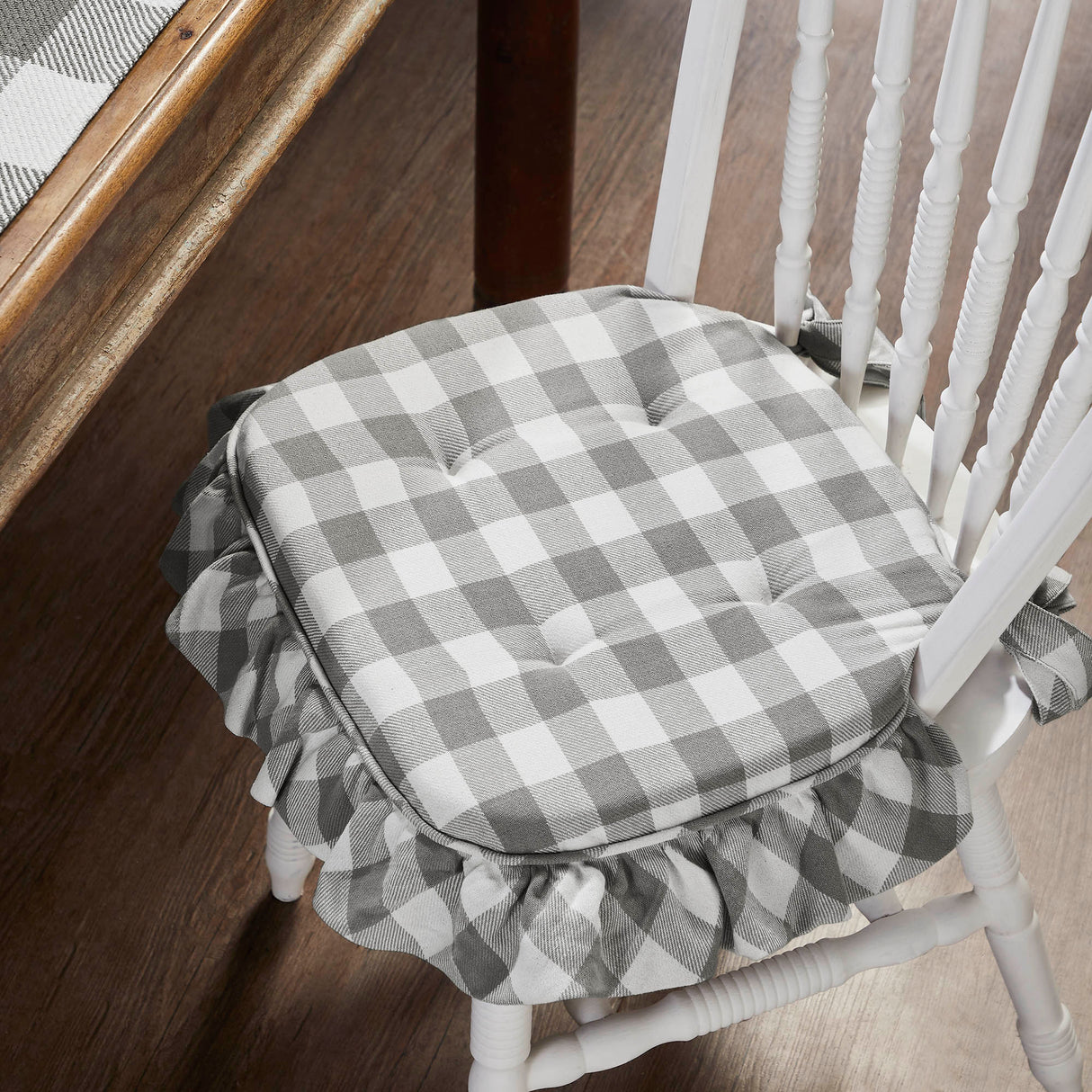 Annie Buffalo Check Ruffled Chair Pad 16.5x18