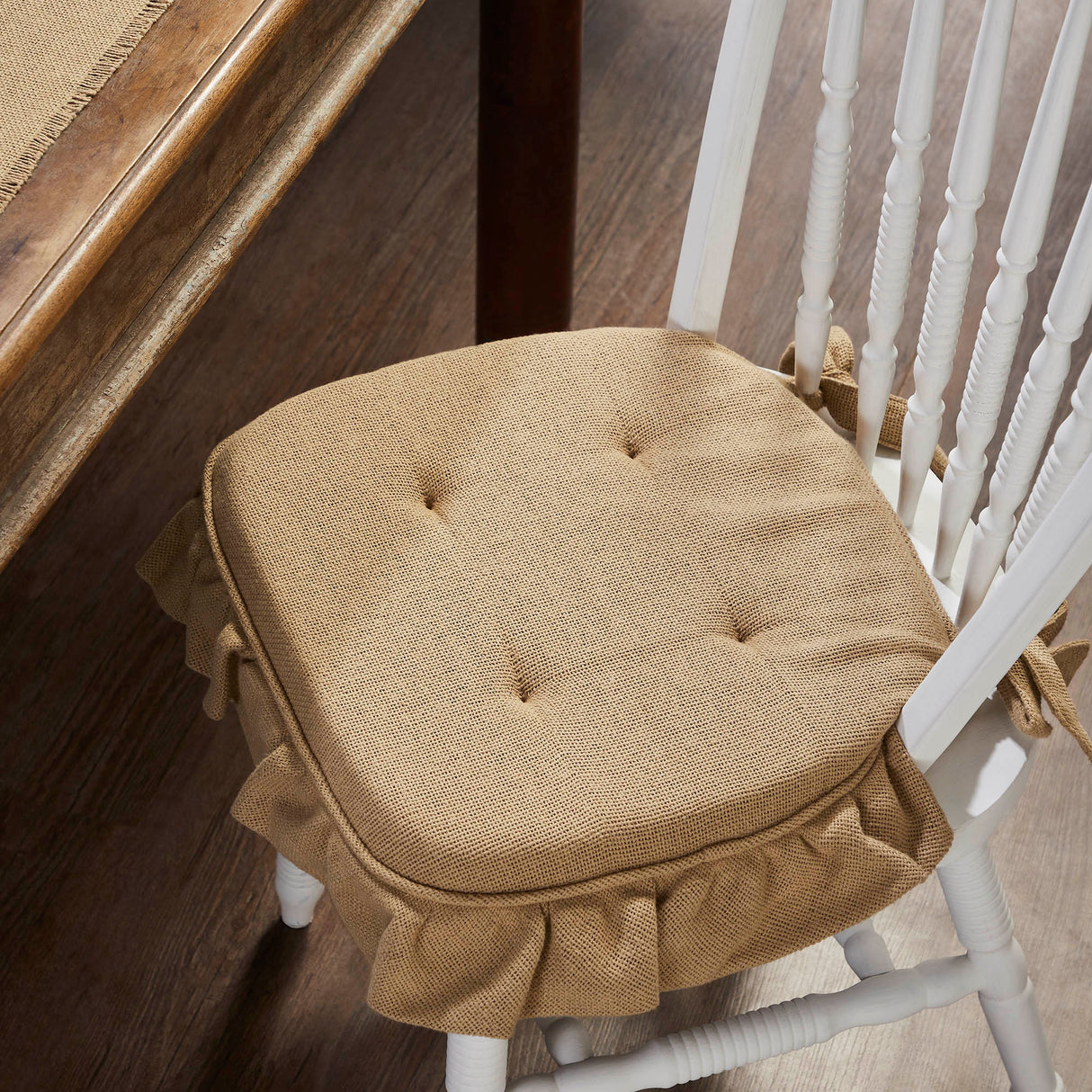 Burlap Natural Ruffled 16.5x18 Inch Chair Pad