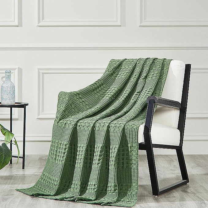 100% Cotton Waffle Weave Blanket, Lightweight & Breathable Woven Bedding