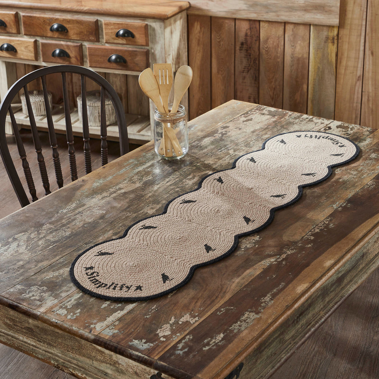 Raven Harvest Simplify Stencil Runner