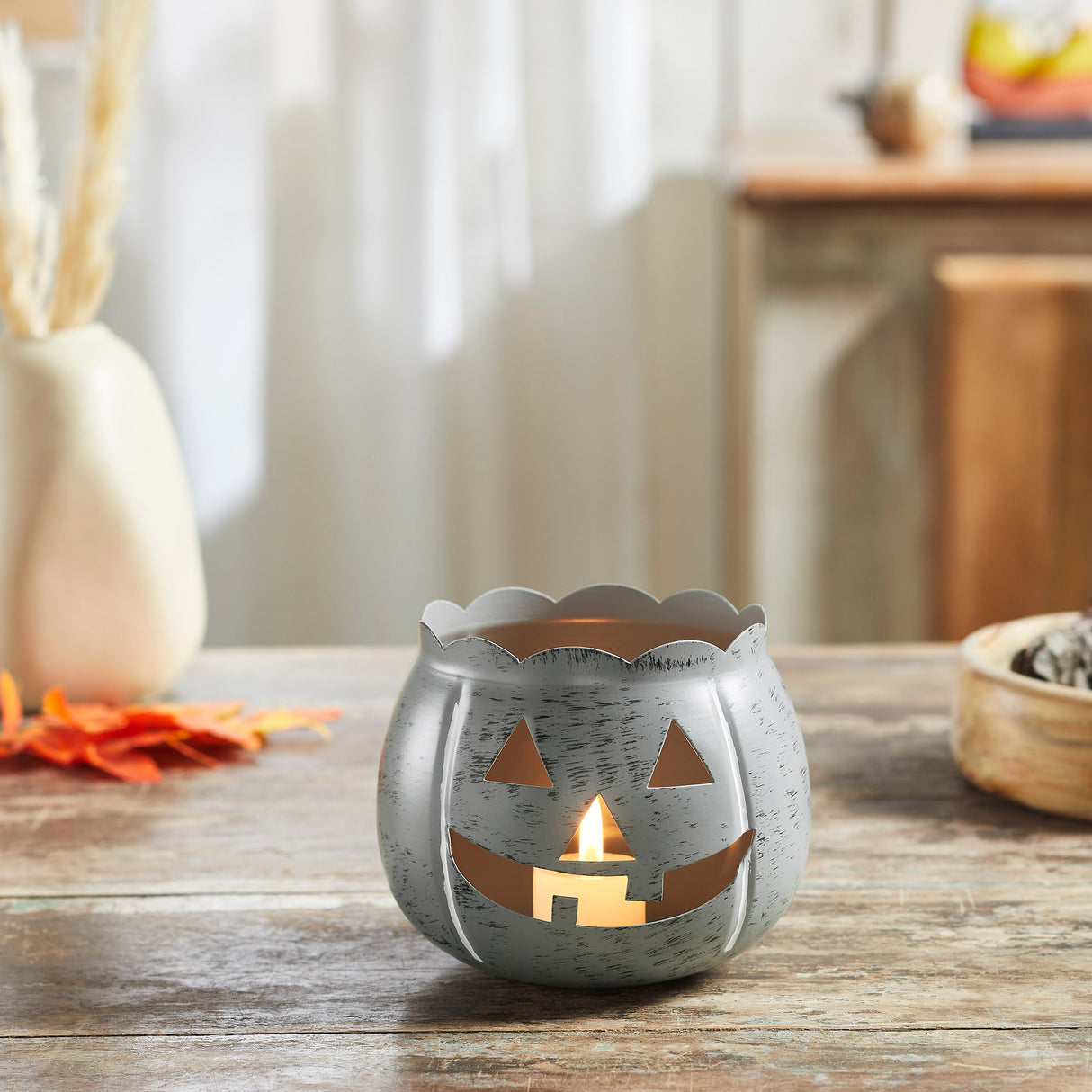 Jack-O-Lantern Candle Holder