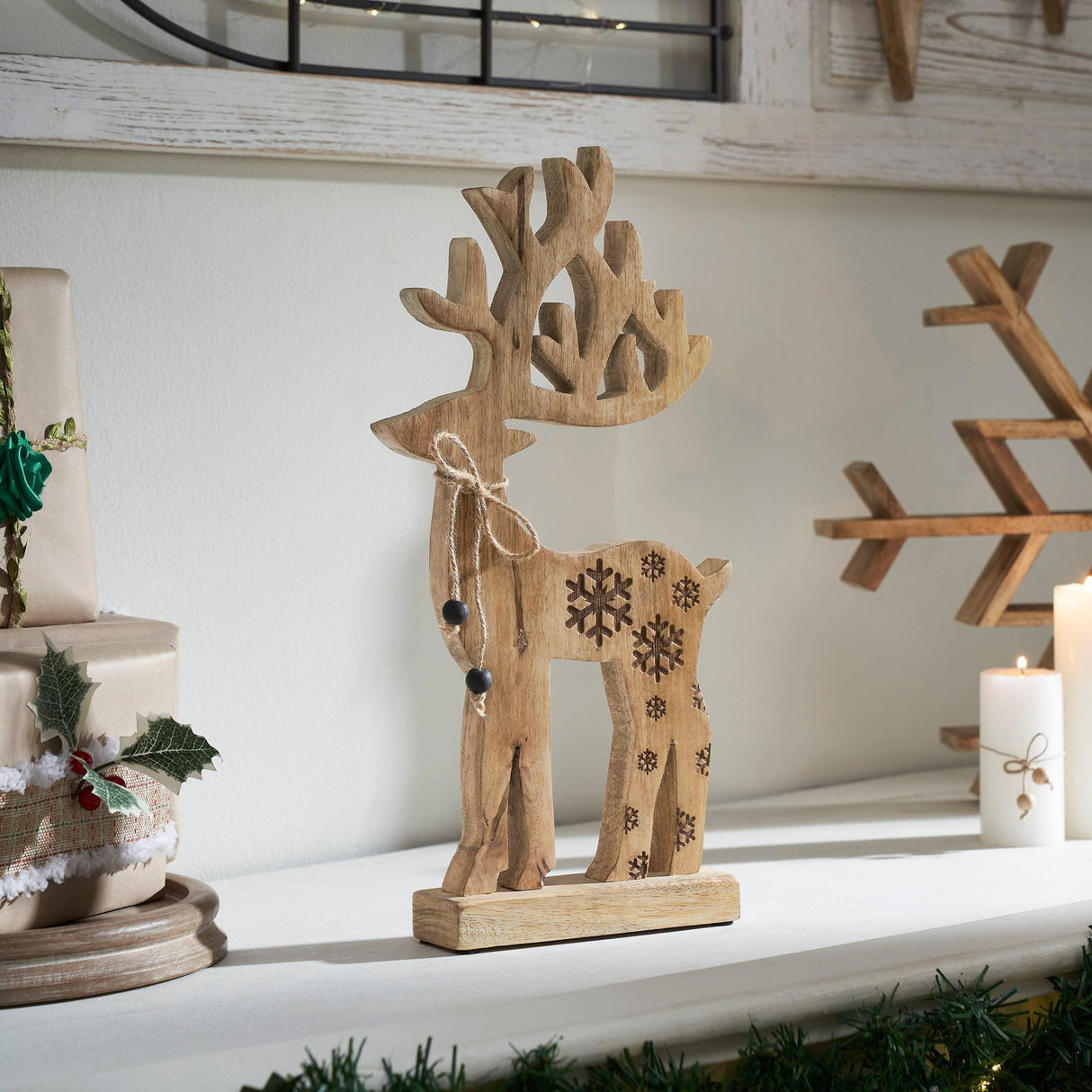 Natural Wooden Snowflake Reindeer