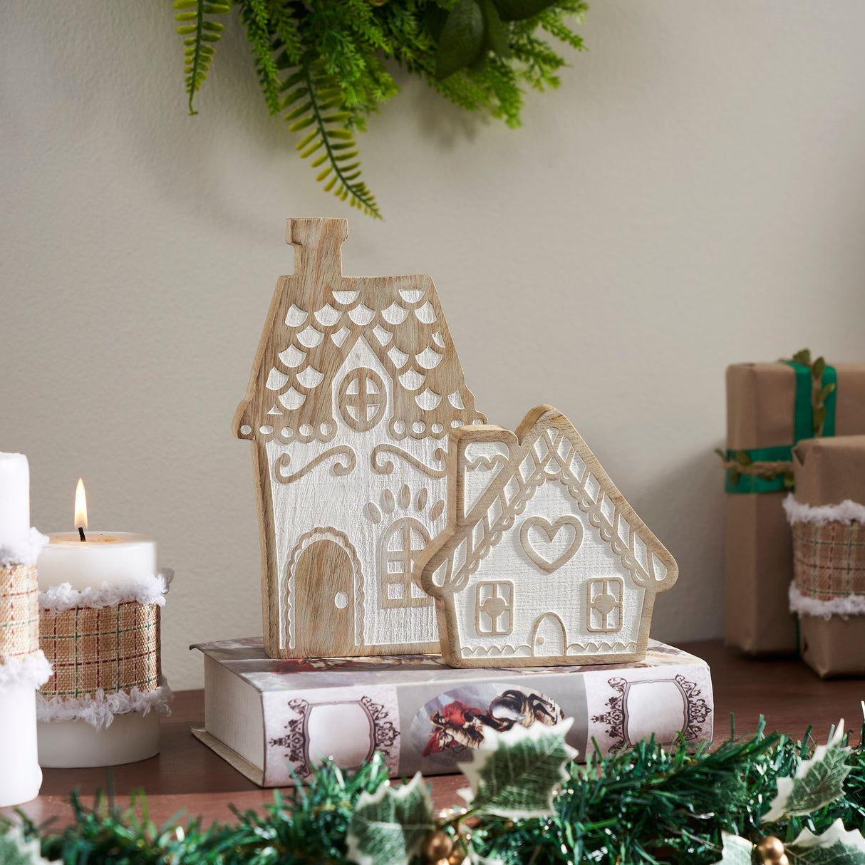 White Washed Gingerbread Drive Natural Wooden Houses Set of 2 - 5x5x1/8x5x1