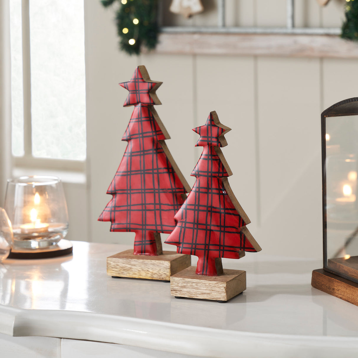 Red Plaid Natural Wooden Tree Set of 2 - 8x4.5x2.25/9.75x5.5x2.25