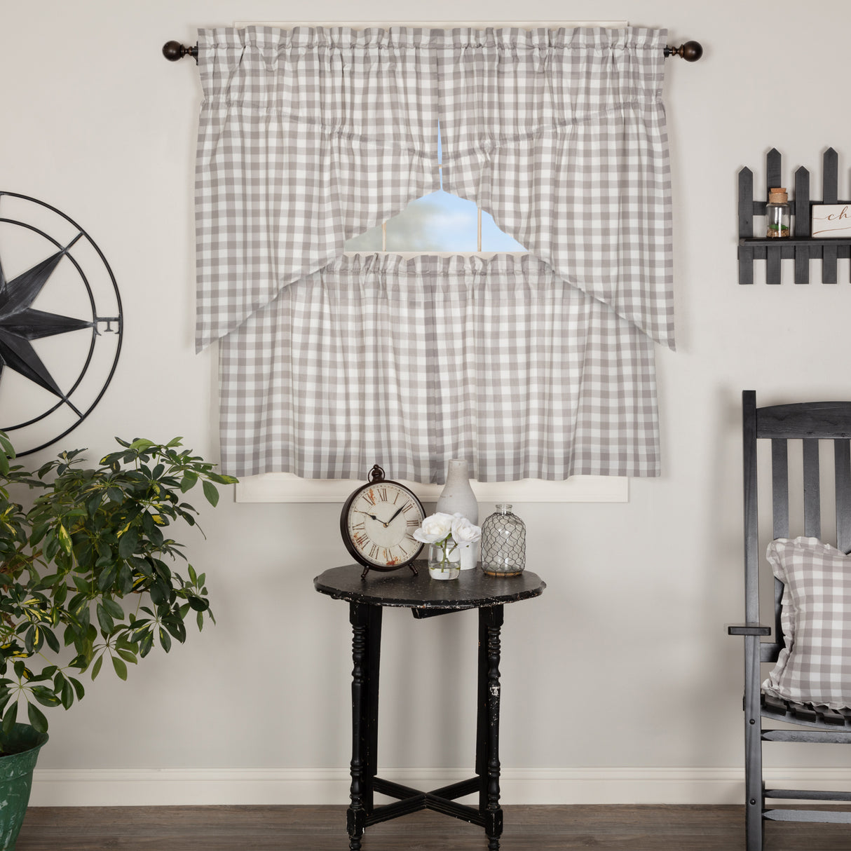 Annie Buffalo Check Curtain Set