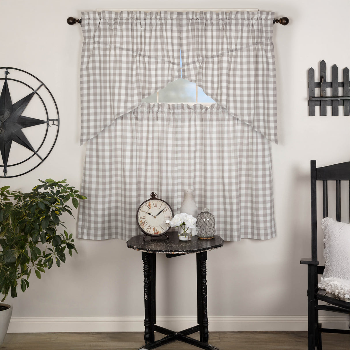 Annie Buffalo Check Curtain Set