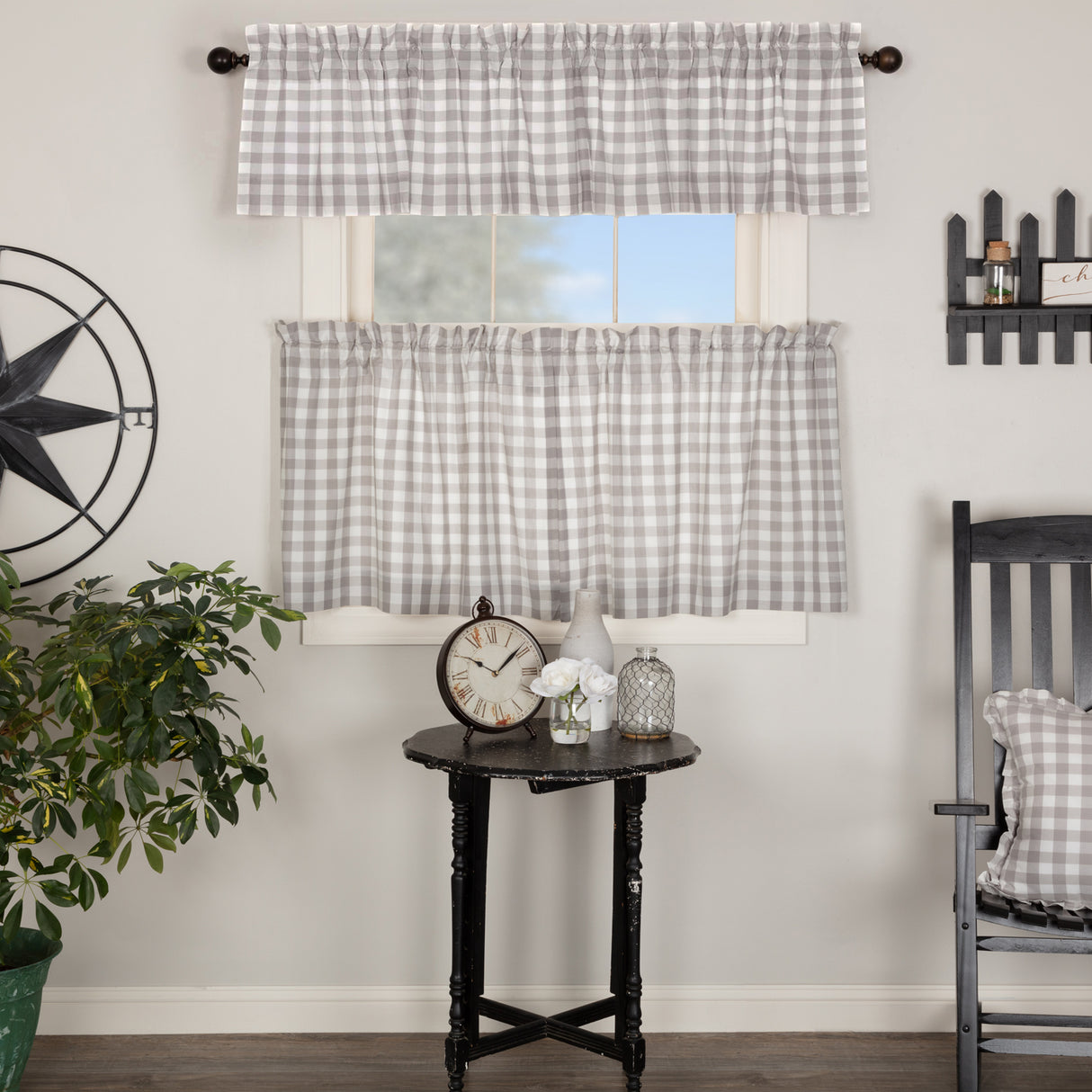 Annie Buffalo Check Curtain Set