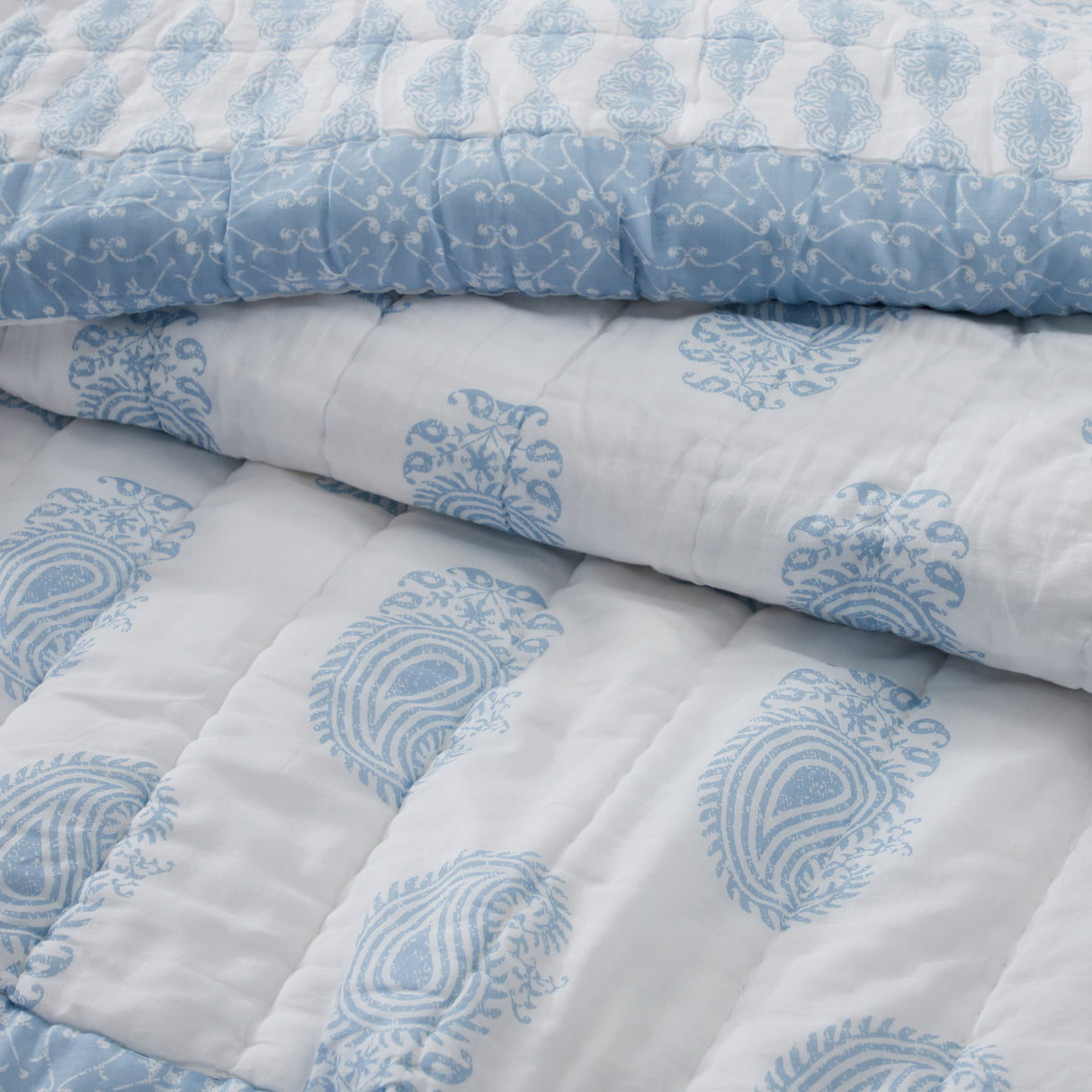 Avani 3 Piece Quilt Set