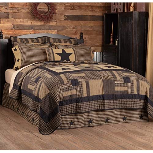 Black Check Star 4 Piece Quilt Set