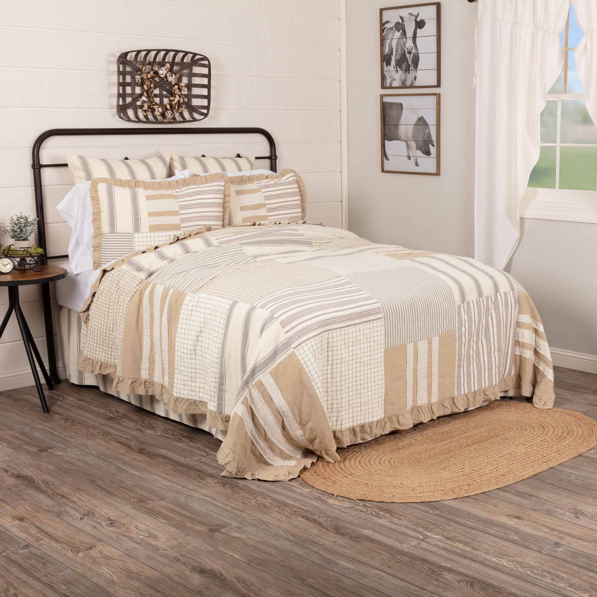 Grace 6PC Creme Bedding Set Queen (1 Quilt, 2 Shams, 2 Pillowcases, 1 Bedskirt)