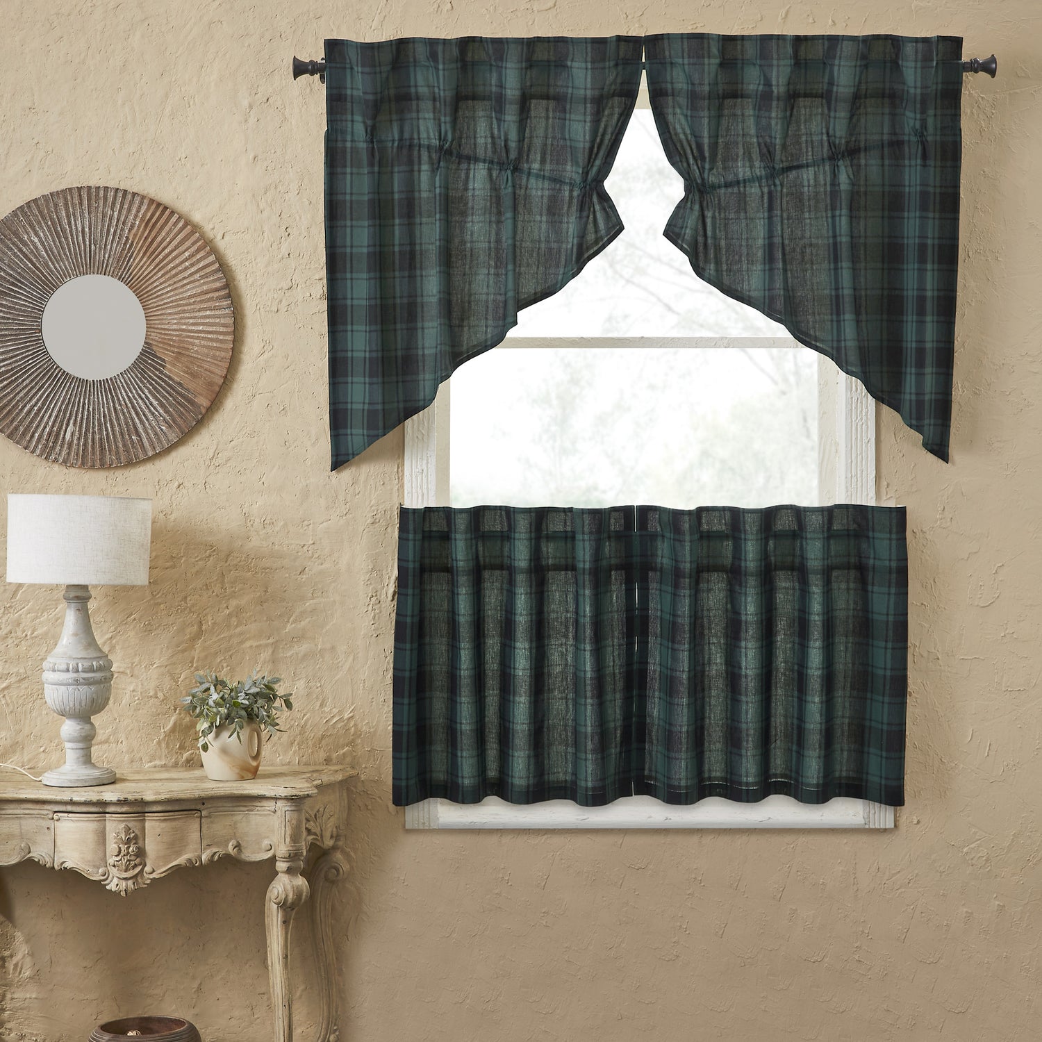 Pine Grove Curtain Set
