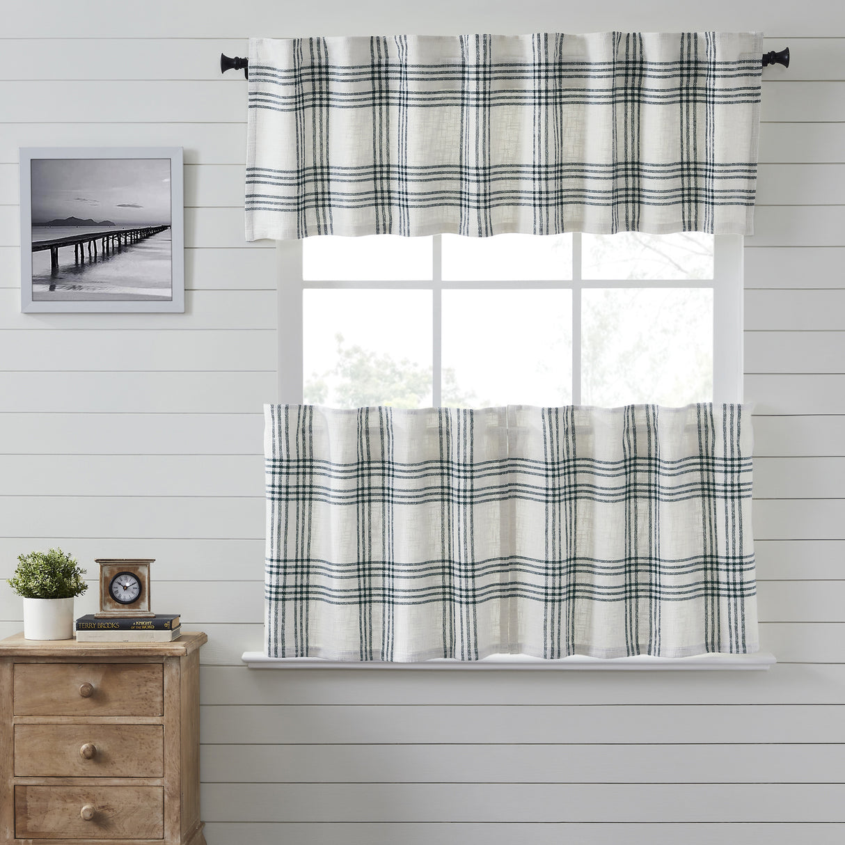 Pine Grove Plaid Curtain Set