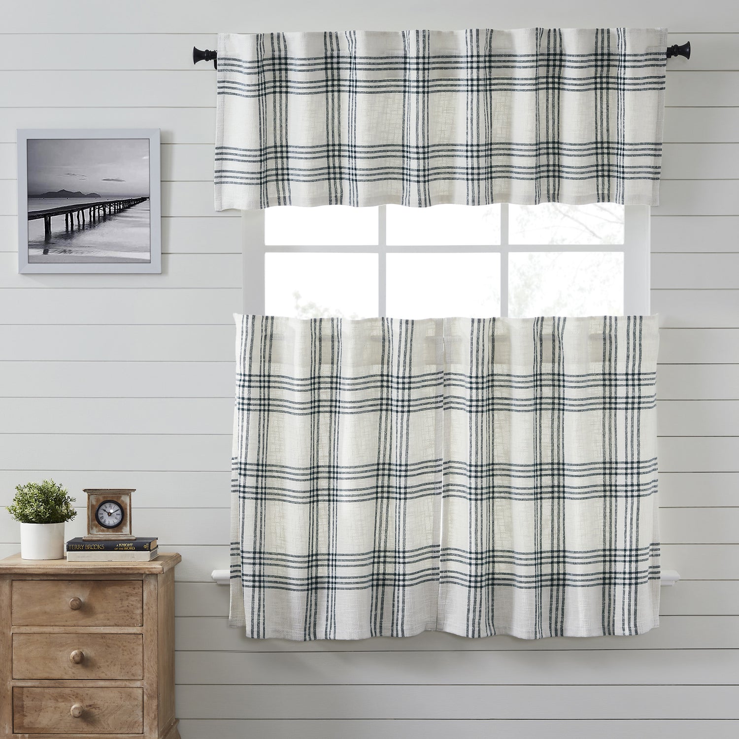 Pine Grove Plaid Curtain Set