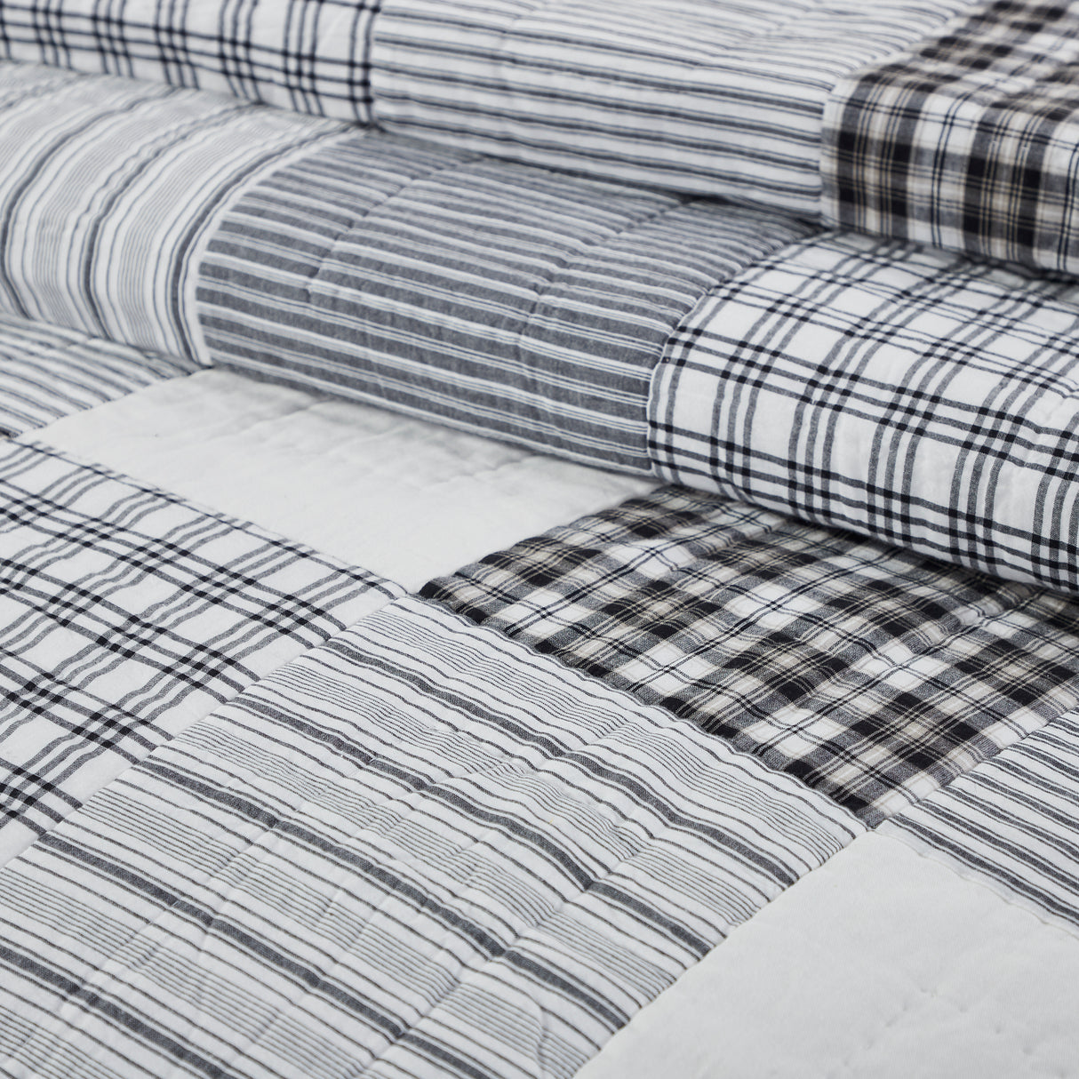 Sawyer Mill 3 Piece Quilt Set