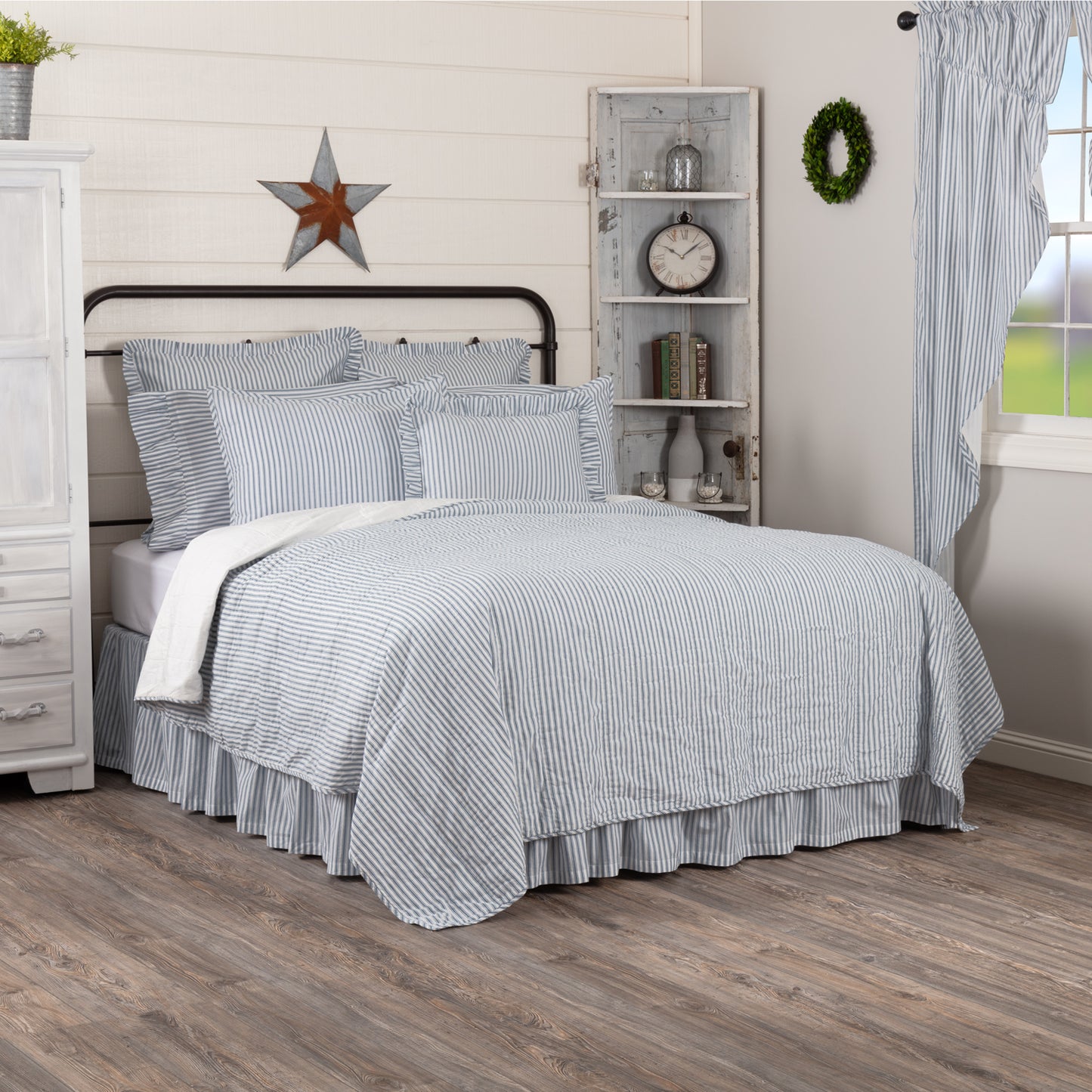 51904-Sawyer-Mill-Blue-Ticking-Stripe-Twin-Quilt-Coverlet-68Wx86L-image-3