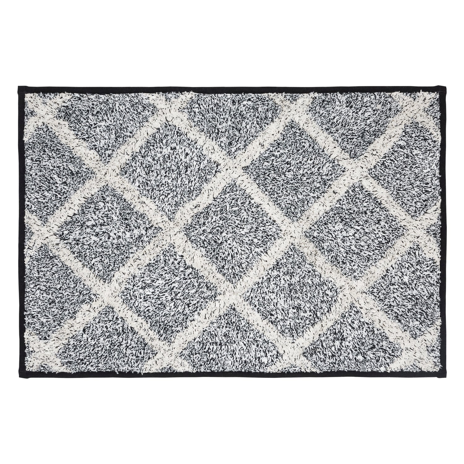 80519-Frayed-Lattice-Creme-Black-Bathmat-20x30-image-4
