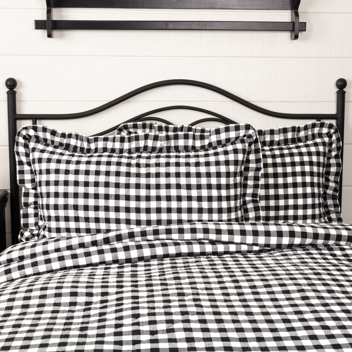 51755-Annie-Buffalo-Black-Check-Ruffled-King-Sham-21x37-image-3