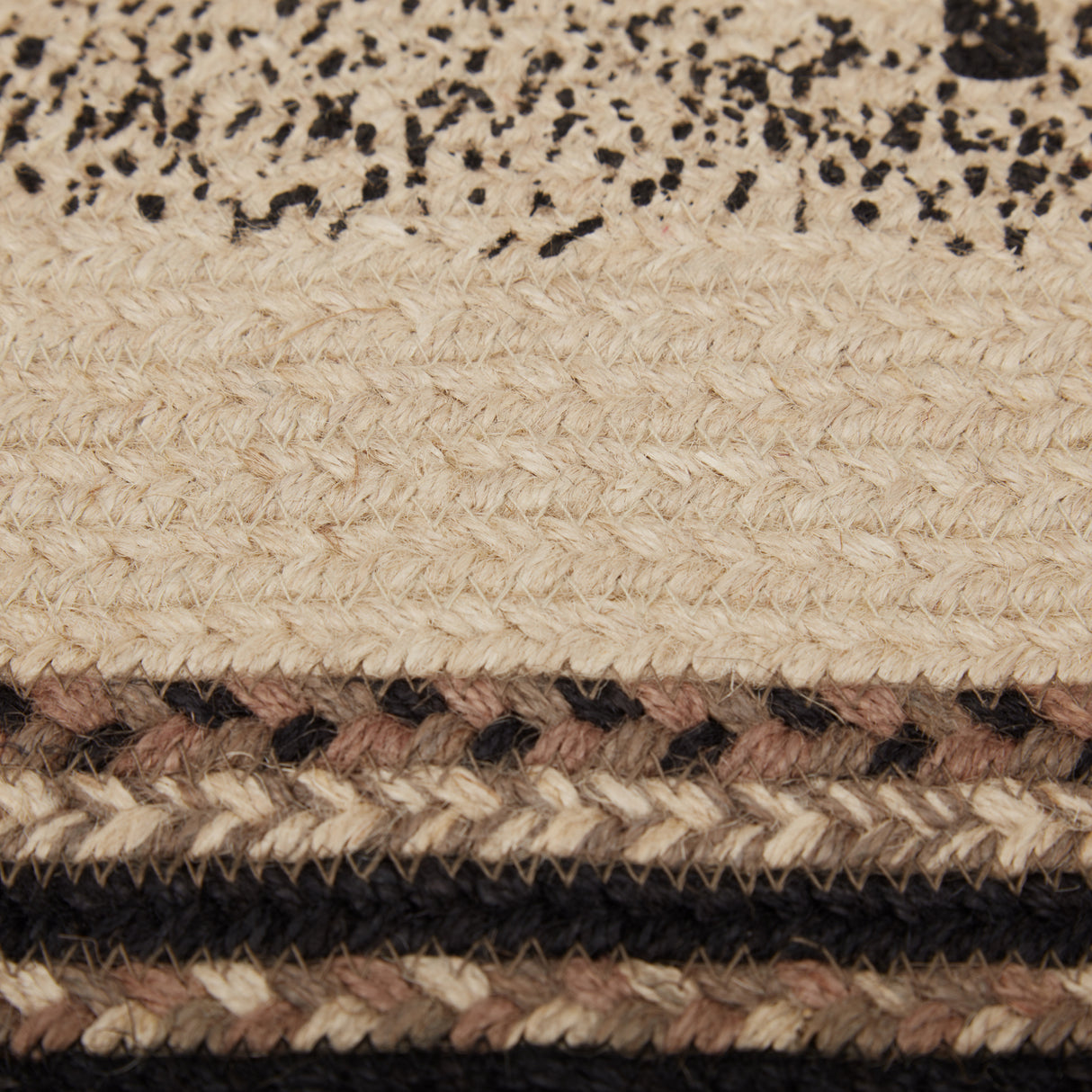 69391-Sawyer-Mill-Charcoal-Poultry-Jute-Rug-Oval-w-Pad-20x30-image-10