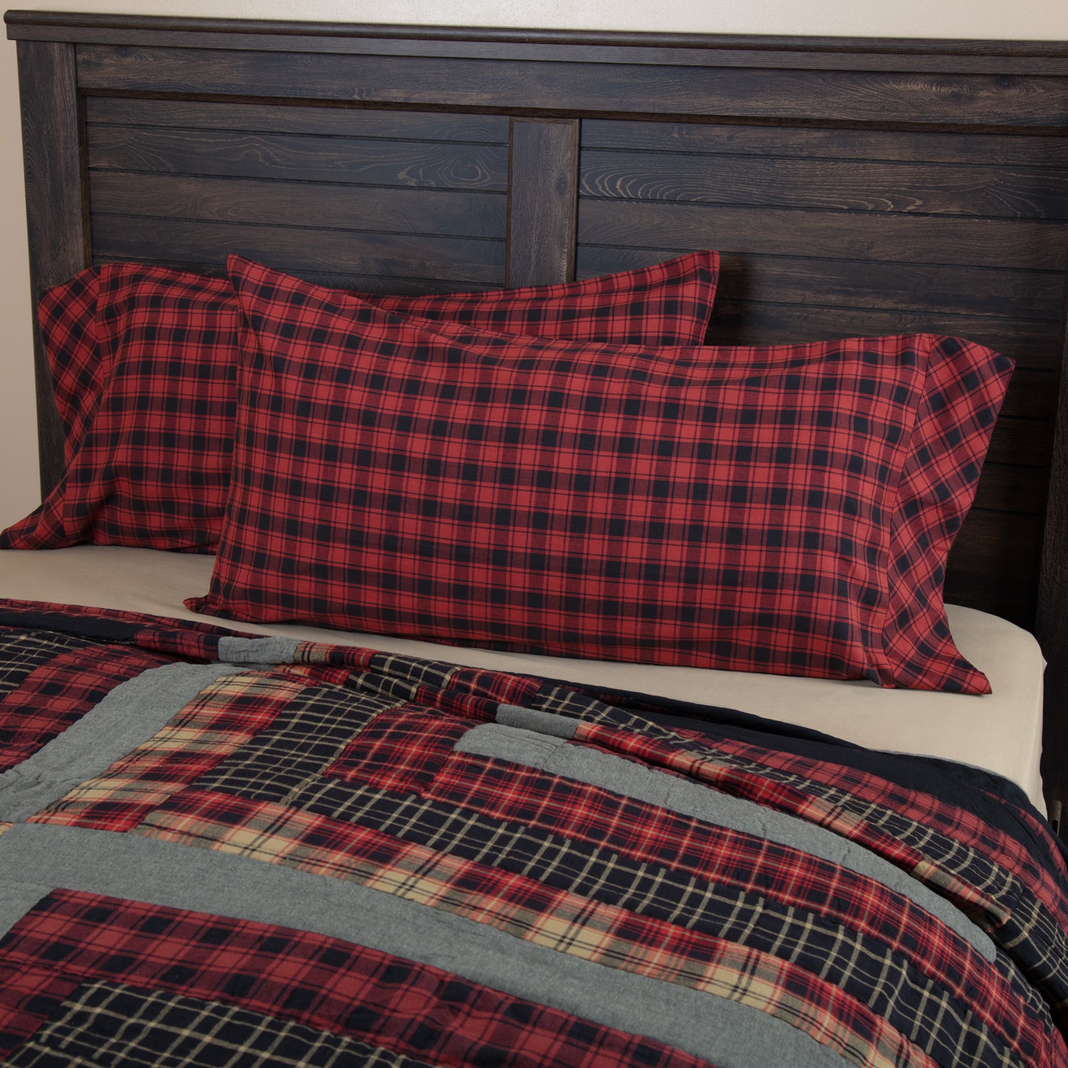 Rustic Bedding Sets: King Size Buffalo Plaid Plush Bed Set