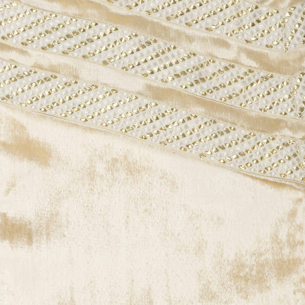 32025-Memories-Creme-Stocking-11x15-image-5