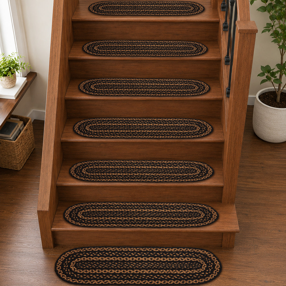 Black & Tan Jute Stair Tread Oval Latex 8.5x27, Set of 7