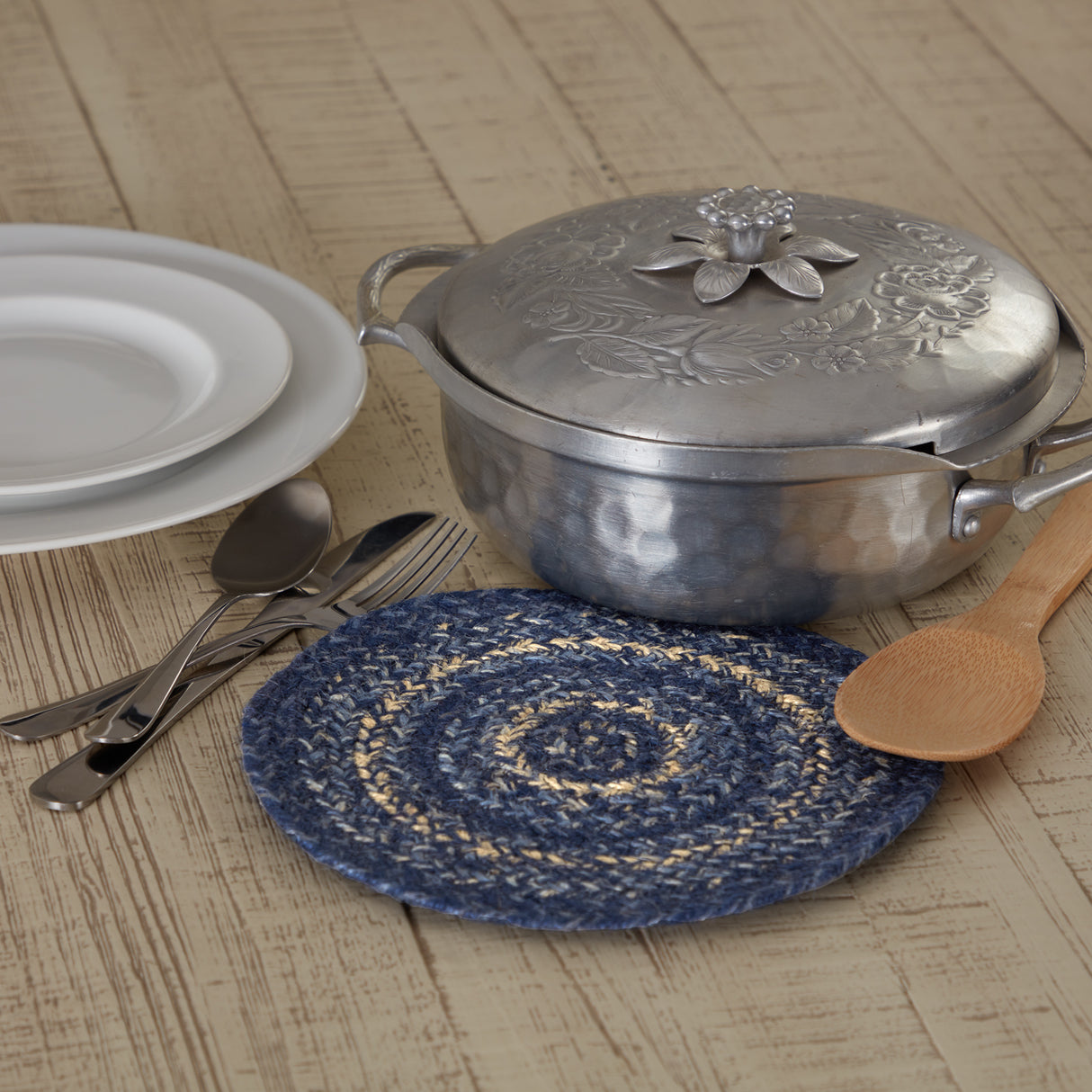 Great Falls Blue Jute Trivet 8, Set of 3