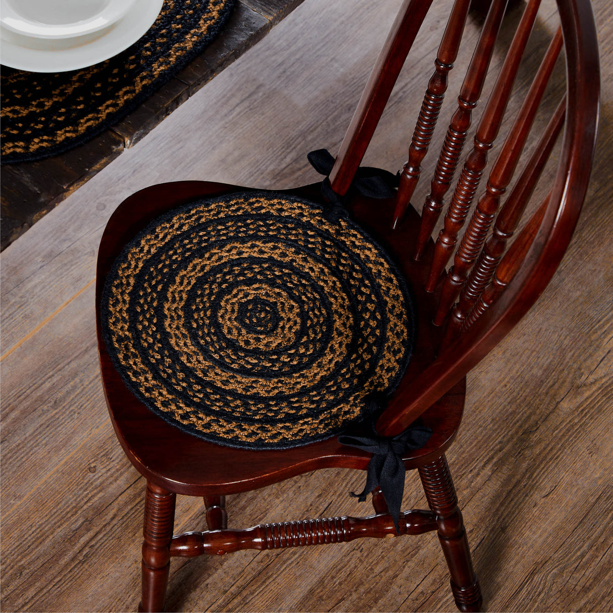 Black & Tan 15 Inch Braided Jute Chair Pad