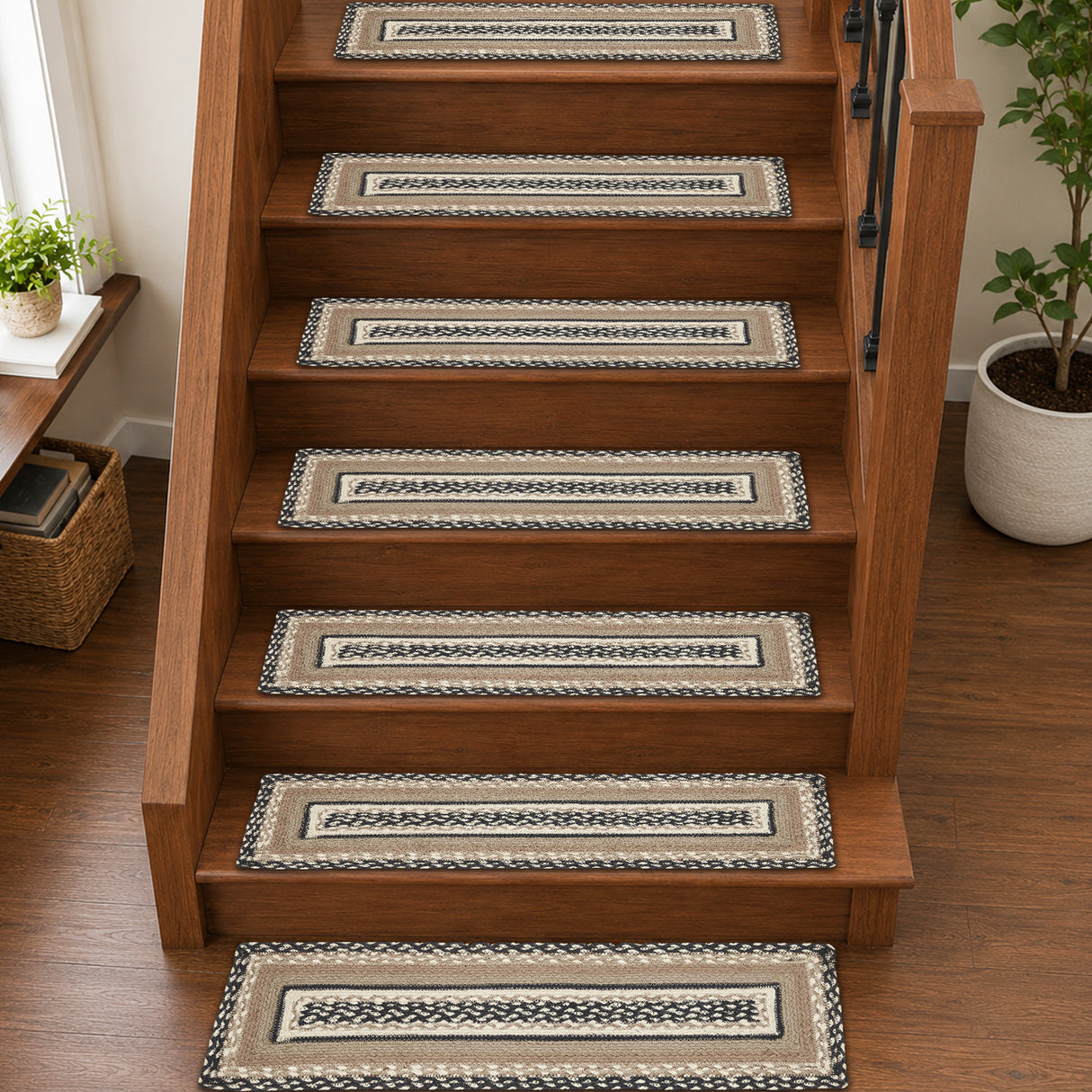 Sawyer Mill Charcoal Creme Jute Stair Tread Rect Latex 8.5x27, Set of 7