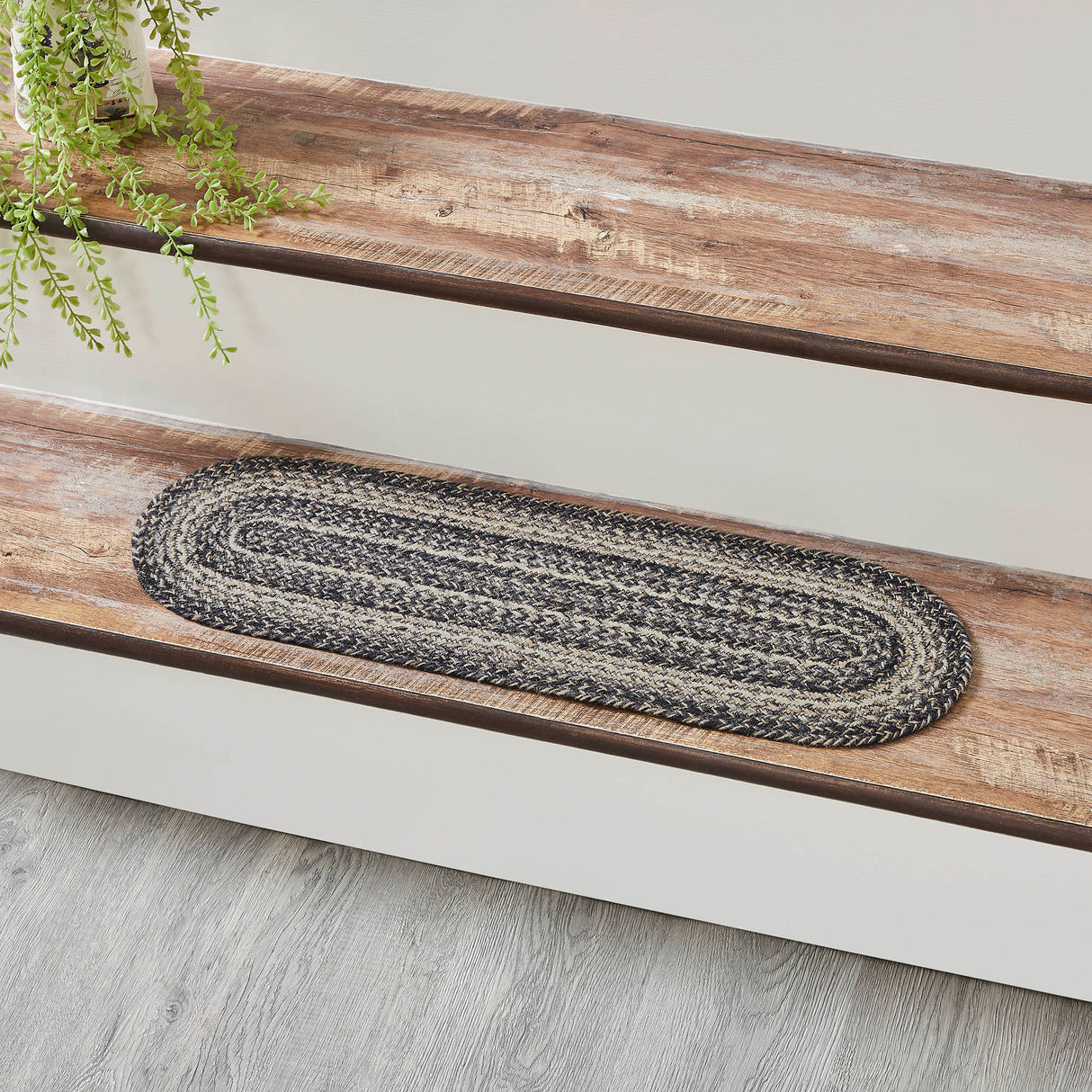 Sawyer Mill Black White Jute Stair Tread Oval Latex 8.5x27, Set of 7