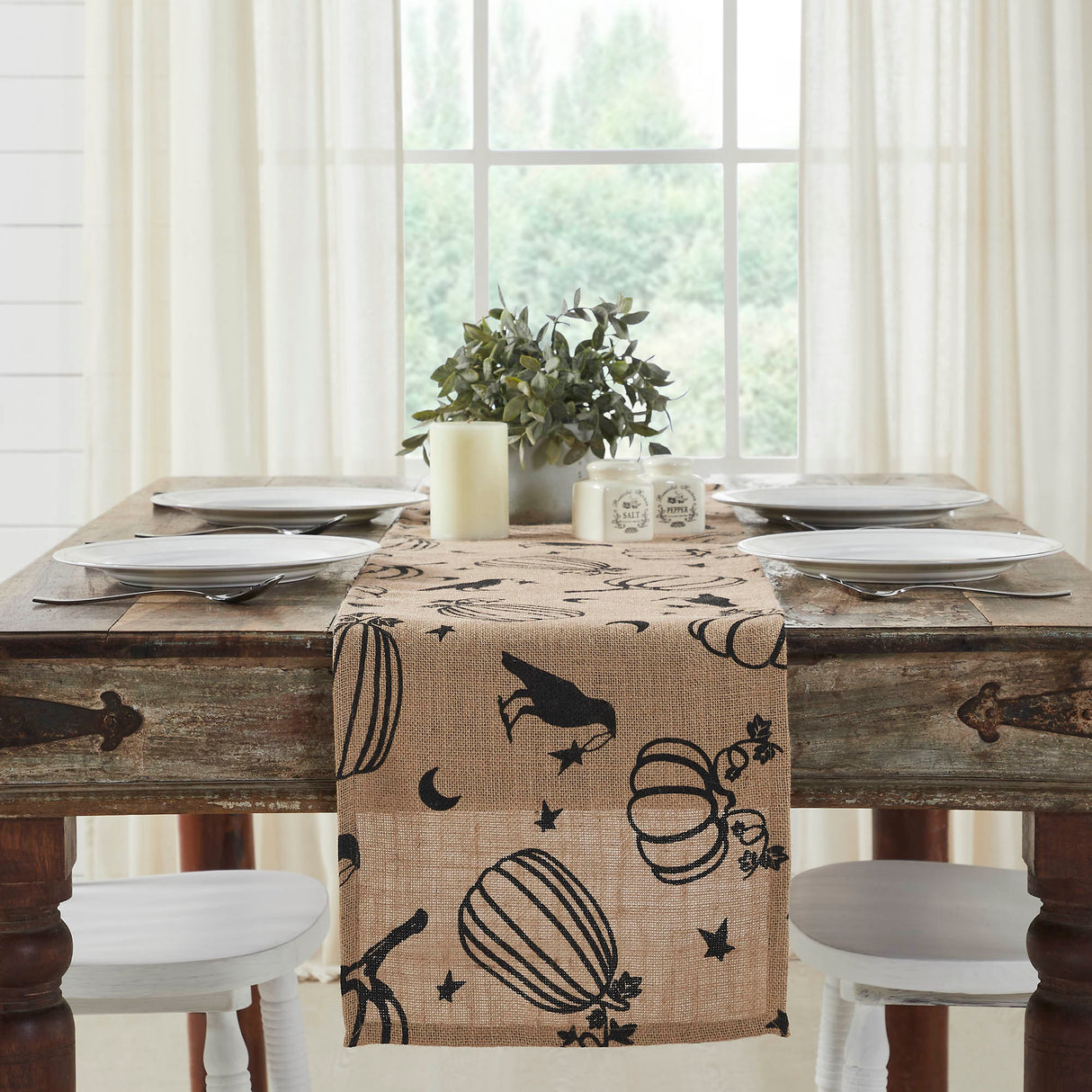 Raven Harvest Burlap Jute Runner