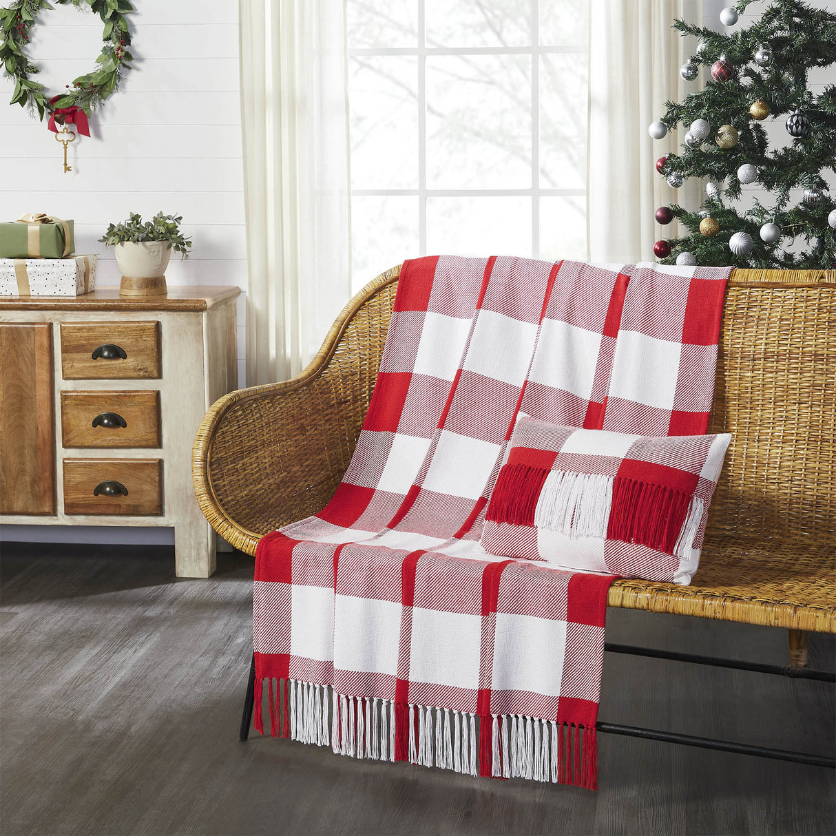 84091-Annie-Red-Check-Woven-Throw-50x60-image-2