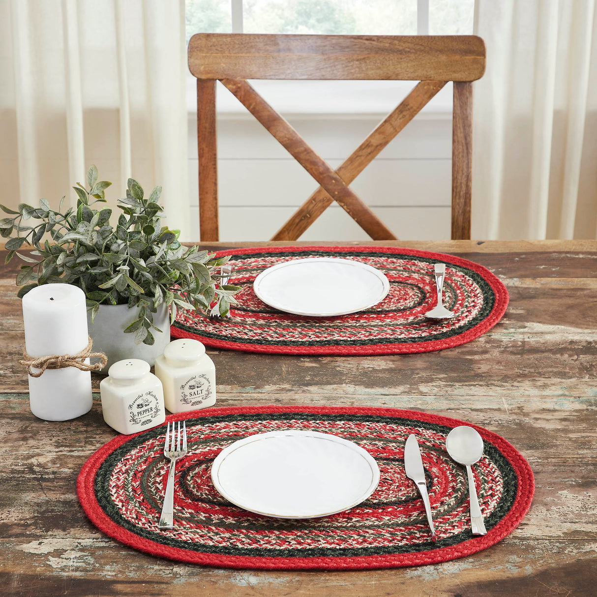 Forrester Indoor/Outdoor Oval Placemat 13x19, 2 Pack