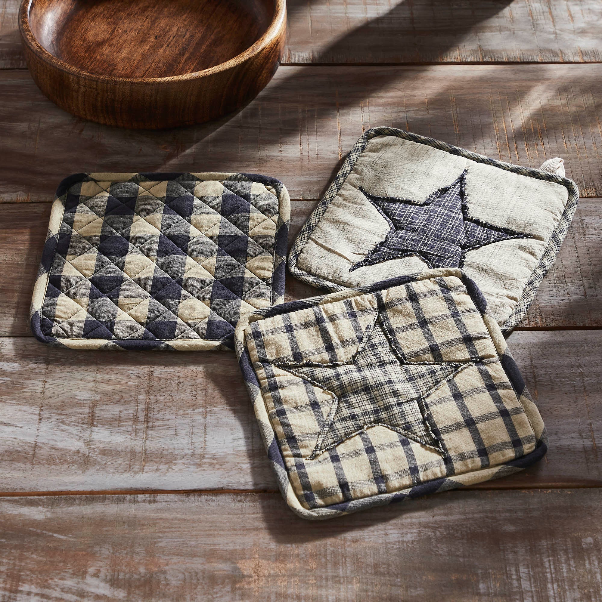 VHC Brands Patchwork Pot Holder - Thumbnail 3