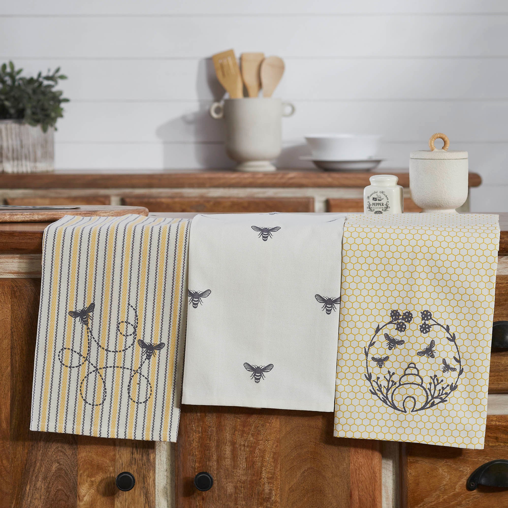 VHC Brands Buzzy Bees Honeypot Tea Towel - Thumbnail 4