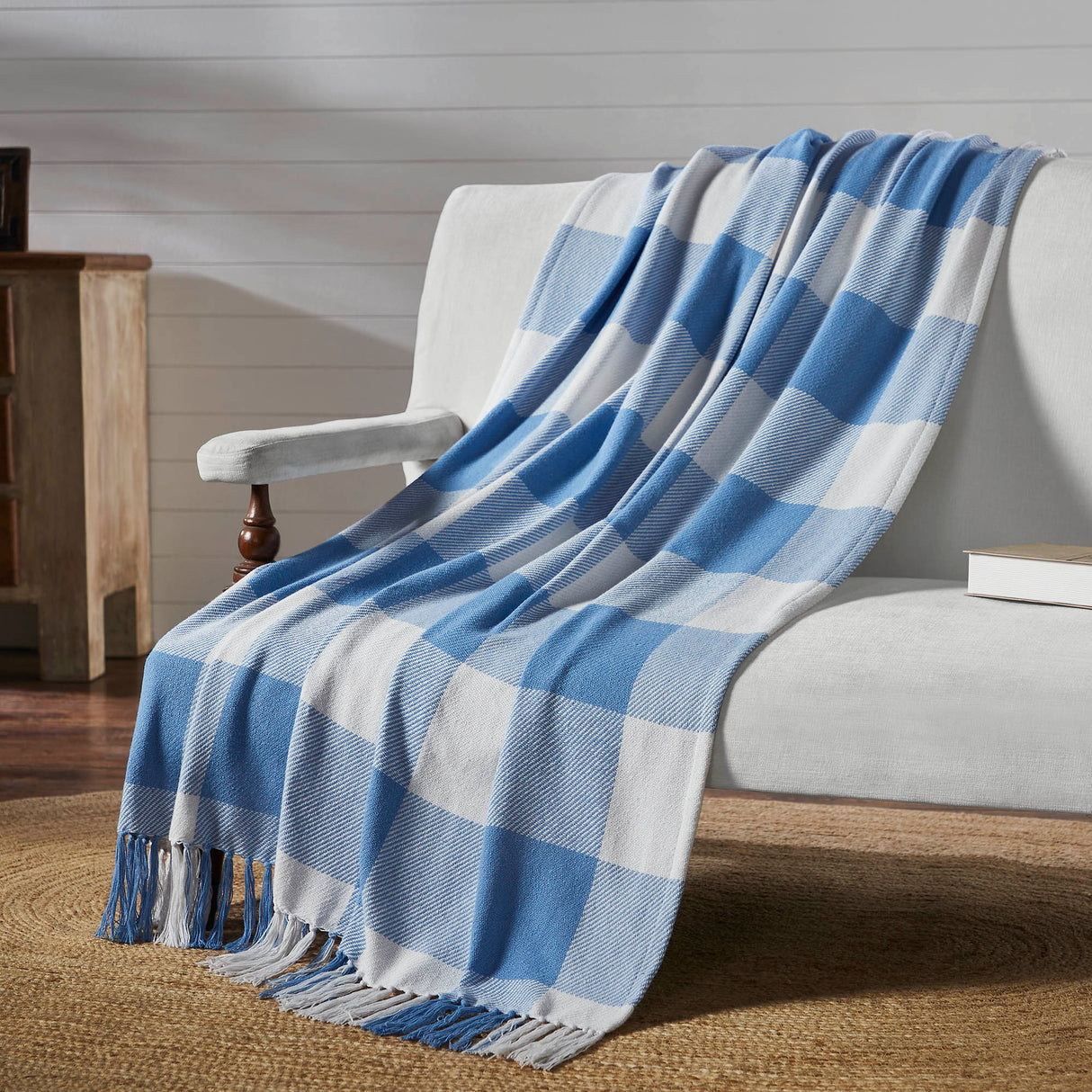 84714-Annie-Buffalo-Check-Blue-Woven-Throw-50x60-image-1