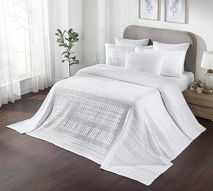 100% Cotton Waffle Weave Blanket, Lightweight & Breathable Woven Bedding