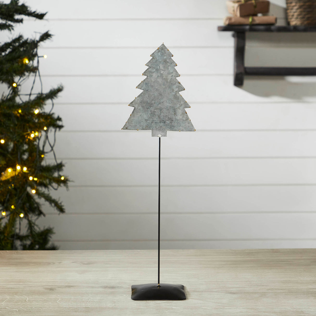 Decorative Galvanized Metal Christmas Tree With Base 16x5x3