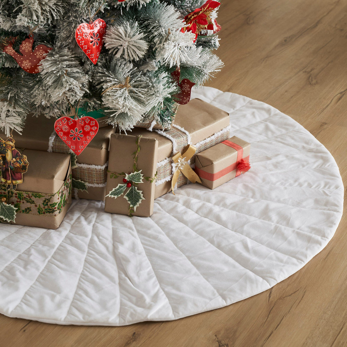 48 in Straight Edge Tree Skirt