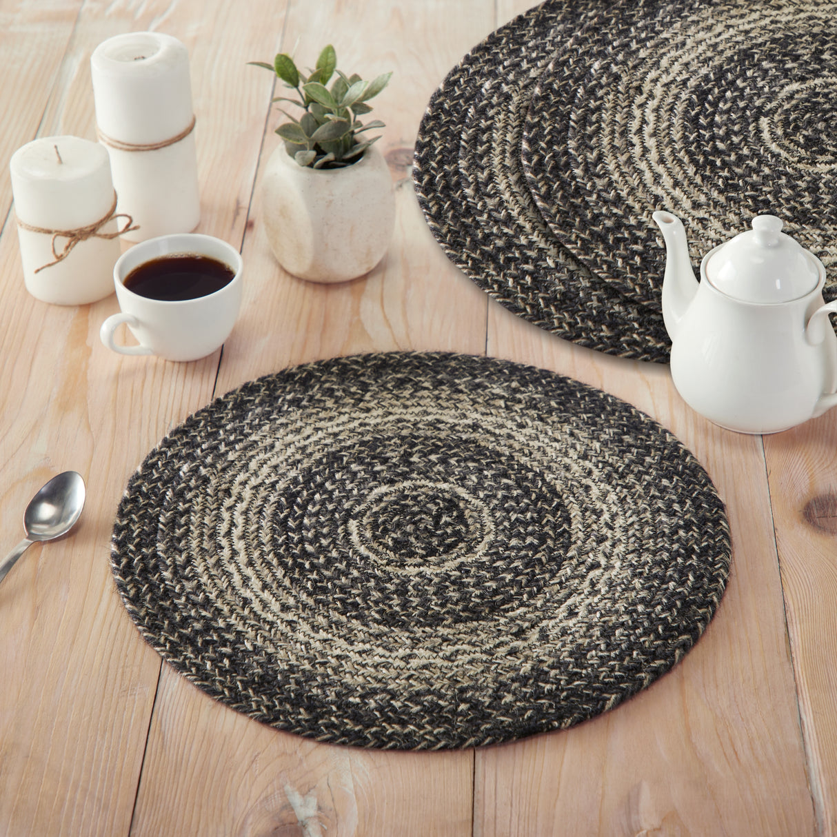 Sawyer Mill Black White Jute Trivet 15 inch Diameter, Set of 3