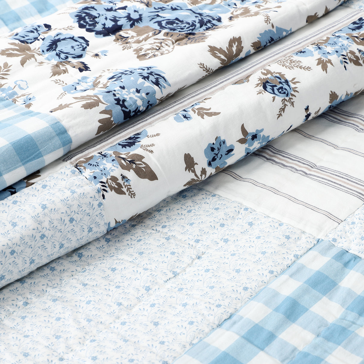 Annie Floral 3 Piece Quilt Set