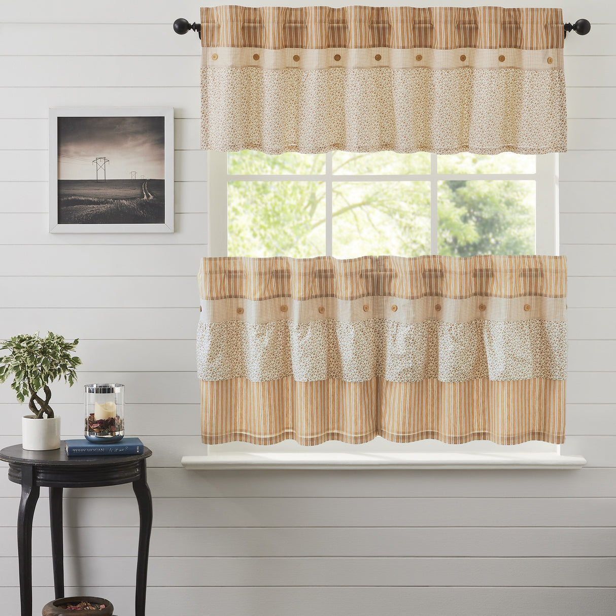 Camilia Ruffled Curtain Set