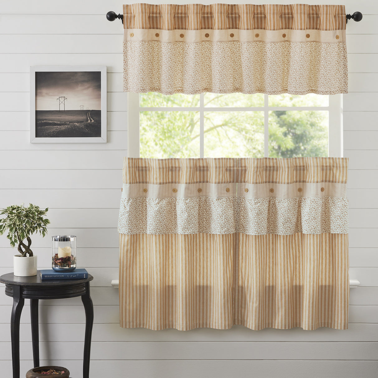 Camilia Ruffled Curtain Set