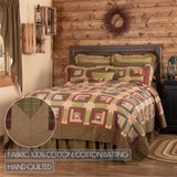 Tea Cabin 3 Piece Quilt Set