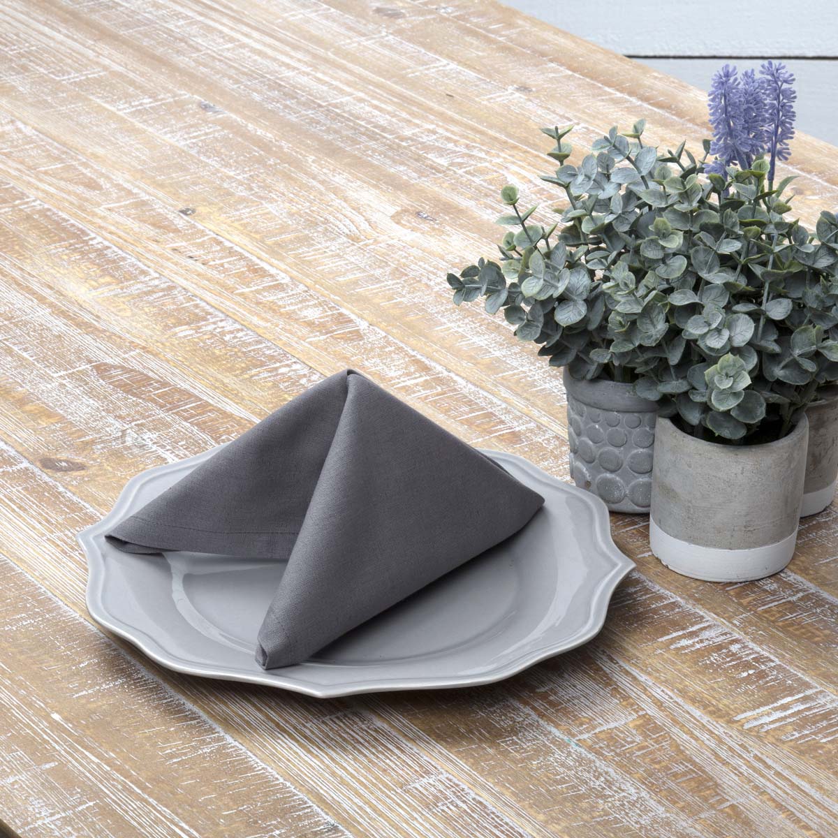 33374-Sara-Grey-Napkin-Set-of-6-18x18-image-1